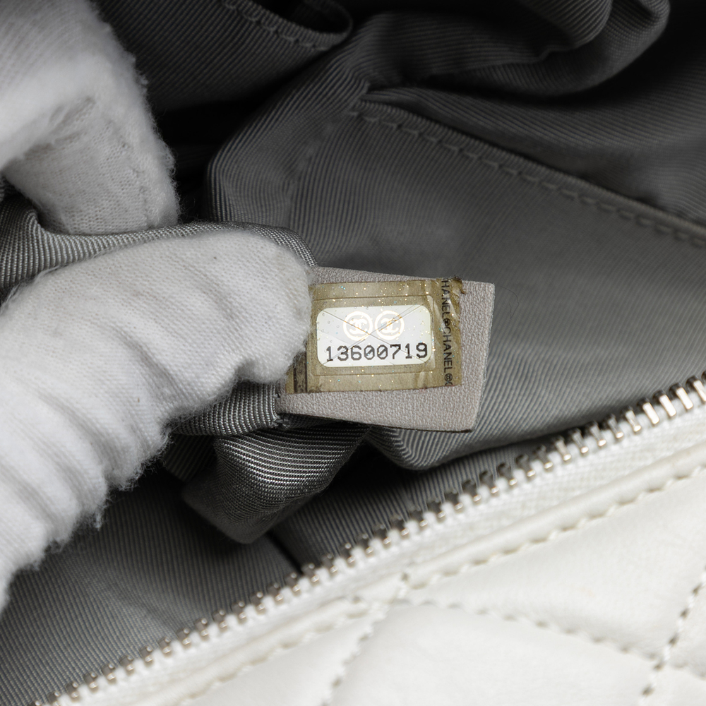 Pre-Loved Chanel CC Lambskin Frame Tote - Picture 6 of 7